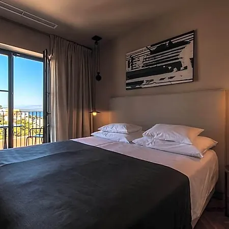 Hotell Design Verbenicum Vrbnik (Primorje-Gorski Kotar)
